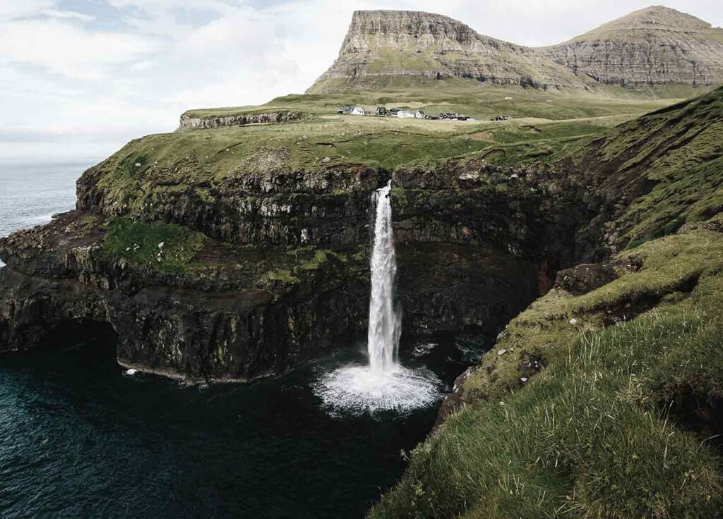 Learning How to Enjoy Spending Time Alone m